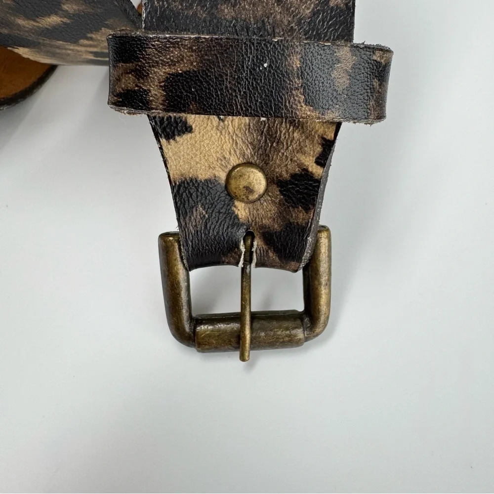PERRY ELLIS Invisible‎ Buckle Belt S Leopard Print Leather Neutral Casual